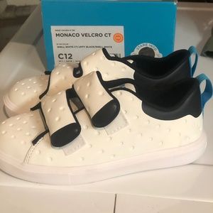 Native shoes size 12